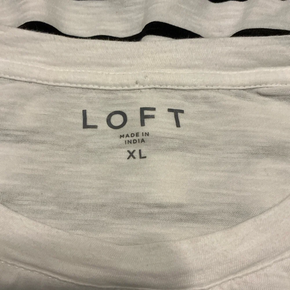 LOFT White and Black Striped Shirt size XL - Picture 2 of 5